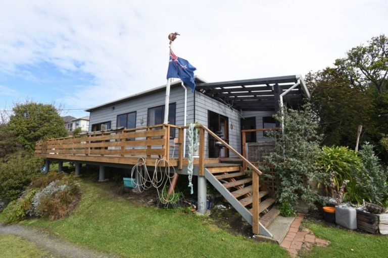 Photo of property in 51 Walker Street, Bluff, 9814