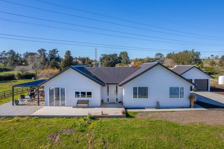 Photo of property in 34 Brookvale Lane, Taupaki, 0782