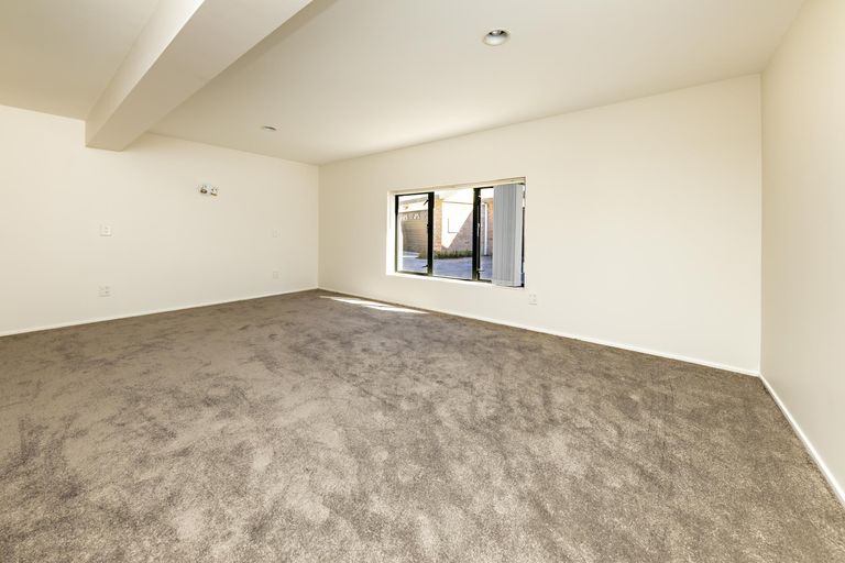 Photo of property in 5a Porchester Road, Papakura, 2110