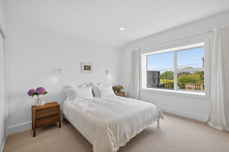 Photo of property in 1/22 Hackthorne Road, Cashmere, Christchurch, 8022