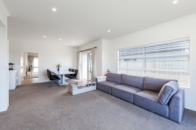 Photo of property in 81 Colonial Drive, Silverdale, 0932