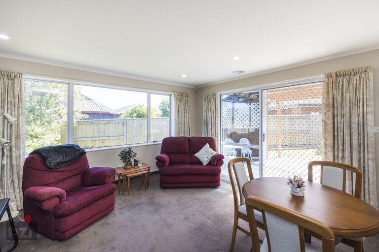 Photo of property in 34 Jefferson Crescent, Milson, Palmerston North, 4414