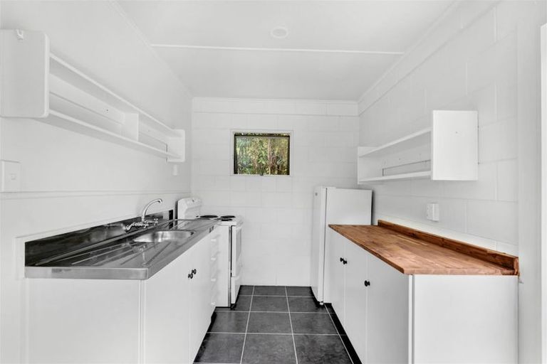 Photo of property in 44 Beach Road, Waikawa, Picton, 7220