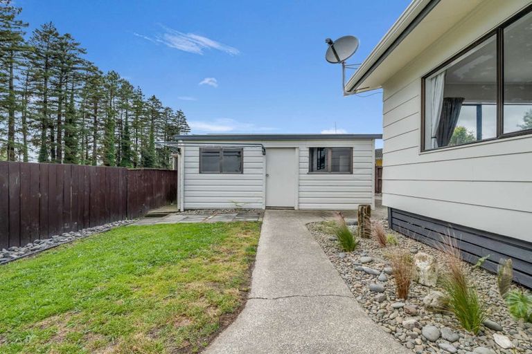 Photo of property in 14b Titoki Place, Edgecumbe, 3120