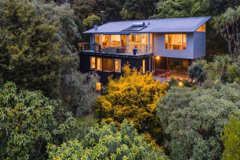 Photo of property in 39 Aylmers Valley Road, Akaroa, 7520