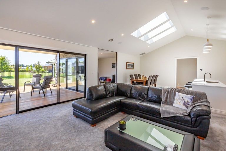 Photo of property in 30 Bavaria Drive, Rolleston, 7614