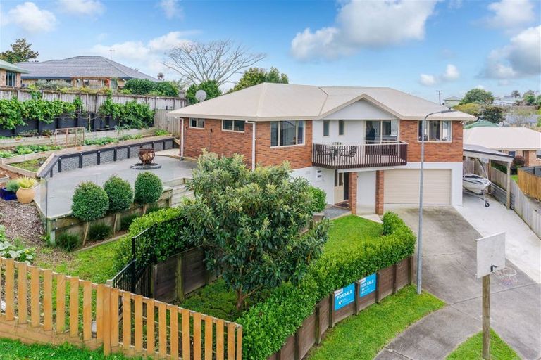 Photo of property in 33 Antrim Place, Nawton, Hamilton, 3200