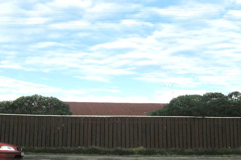 Photo of property in 18 Moana Street, Otaki Beach, Otaki, 5512