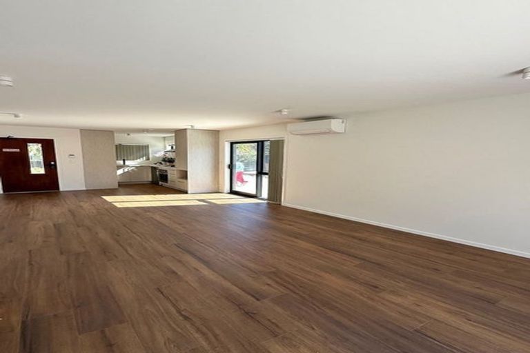 Photo of property in 124 Portage Road, New Lynn, Auckland, 0600
