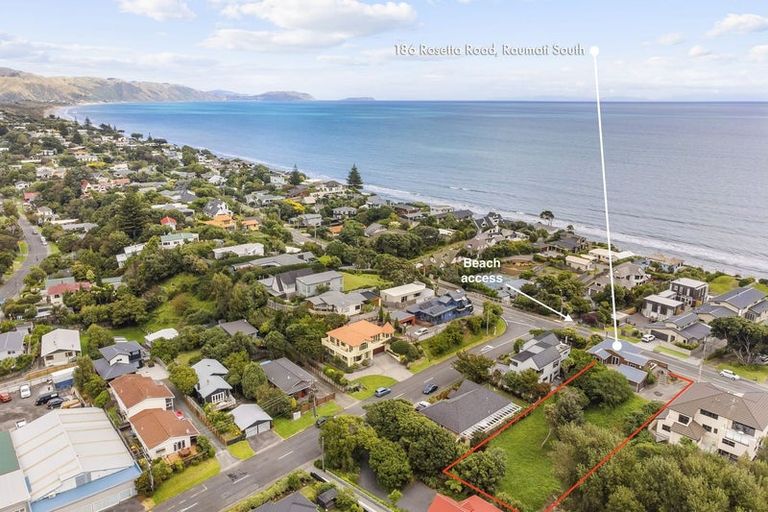 Photo of property in 186-188 Rosetta Road, Raumati South, Paraparaumu, 5032