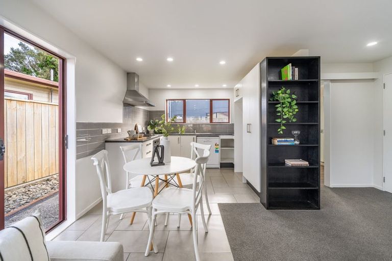 Photo of property in 59a Guthrie Street, Waterloo, Lower Hutt, 5011