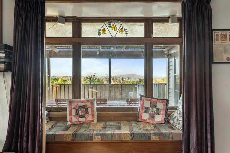 Photo of property in 29 Sunset Road, Totara Vale, Auckland, 0632