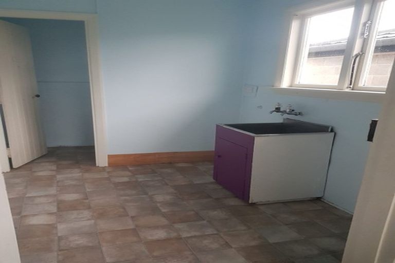 Photo of property in 2/125 Vagues Road, Northcote, Christchurch, 8052