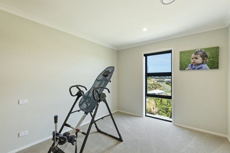 Photo of property in 51 Fernbrook Drive, Hurworth, New Plymouth, 4310