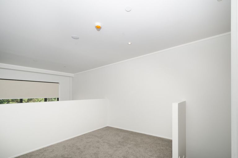 Photo of property in 1b/30 Westward Ho, Glen Eden, Auckland, 0602
