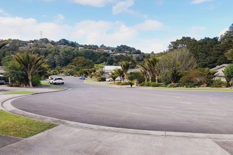 Photo of property in 14 Tieke Place, Horahora, Whangarei, 0110
