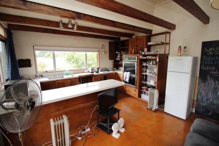 Photo of property in 389 Wellington Road, Marton, 4710