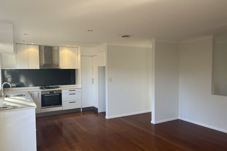 Photo of property in 1/15 Beulah Avenue, Rothesay Bay, Auckland, 0630