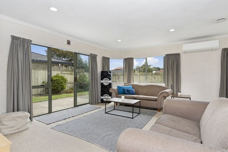 Photo of property in 42 Kane Road, Papamoa Beach, Papamoa, 3118