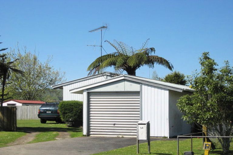 Photo of property in 14 Meyer Place, Huntly, 3700