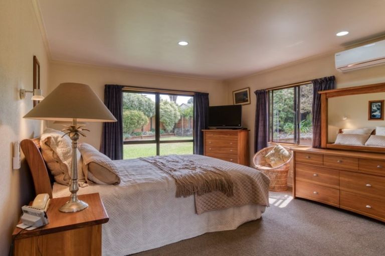 Photo of property in 83 Joll Road, Havelock North, 4130