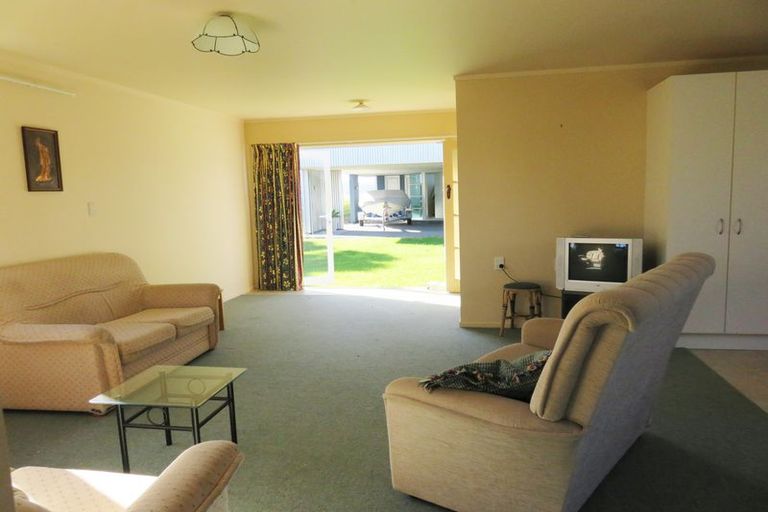 Photo of property in 29 Te Kapua Street, Oakura, Hikurangi, 0184