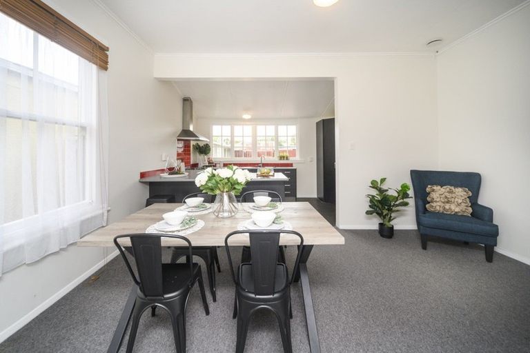 Photo of property in 375 College Street, Hokowhitu, Palmerston North, 4410