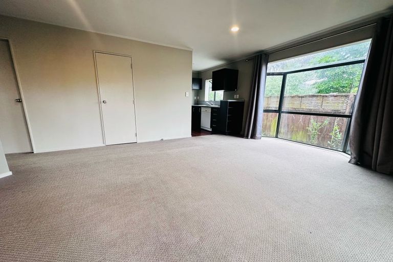 Photo of property in 35 Pulham Crescent, Queenwood, Hamilton, 3210