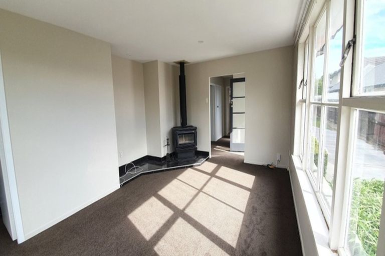 Photo of property in 17 Grosvenor Street, Redwood, Christchurch, 8051