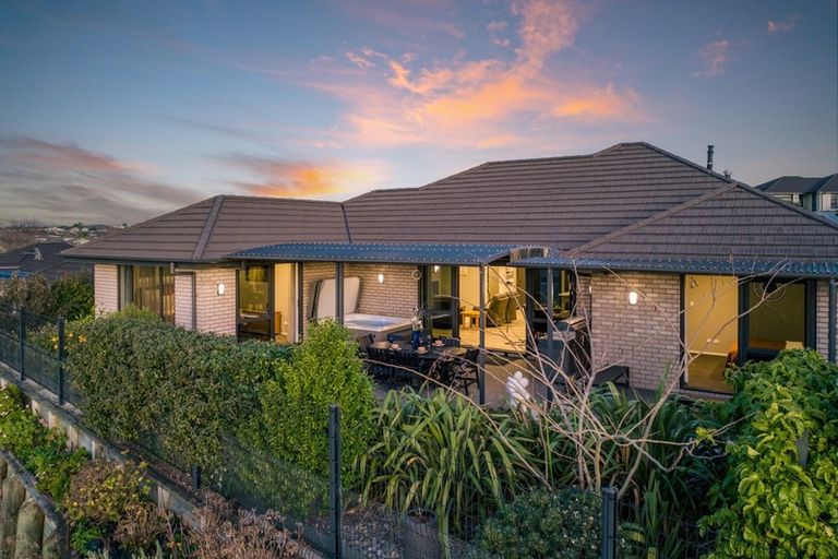 Photo of property in 8 Highview Court, Flagstaff, Hamilton, 3210