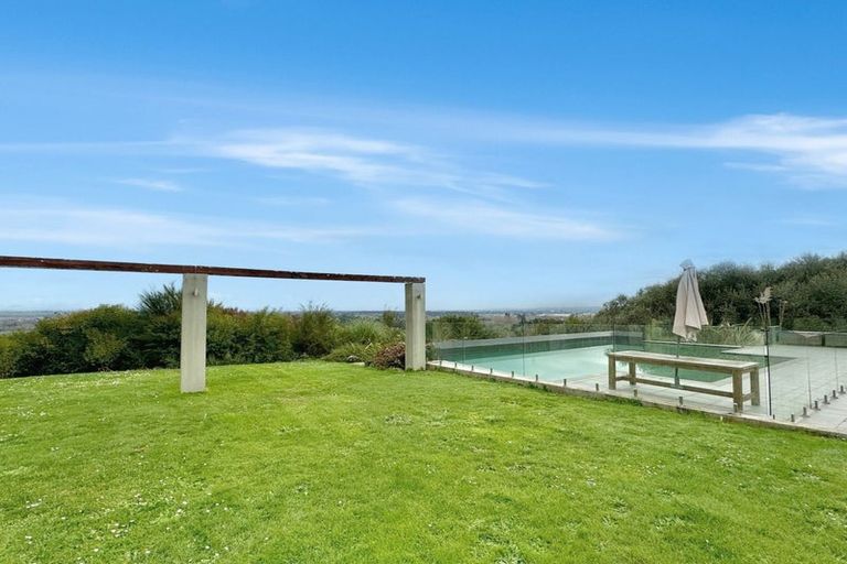 Photo of property in 45 Harry Dreadon Road, Opaheke, Papakura, 2584
