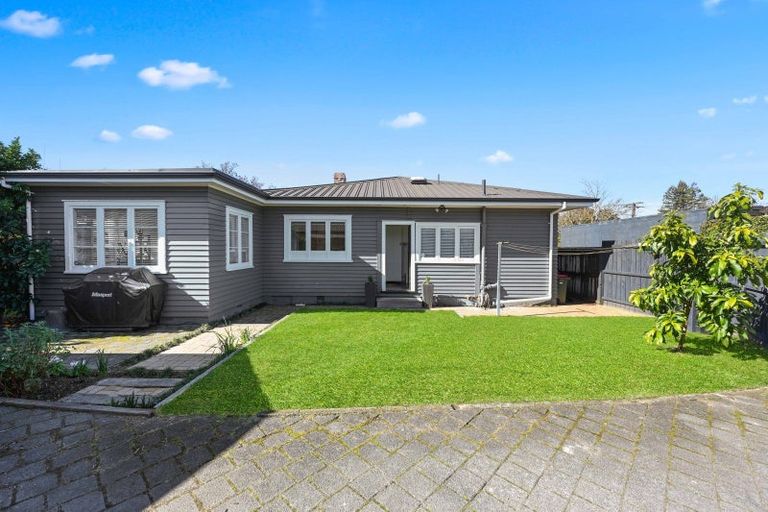 Photo of property in 11 Masons Avenue, Hamilton East, Hamilton, 3216