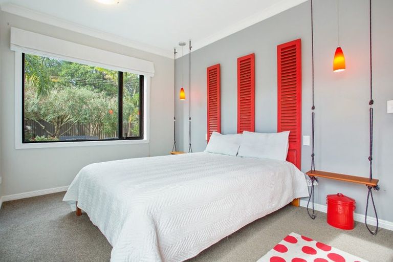 Photo of property in 1f Eversleigh Road, Belmont, Auckland, 0622