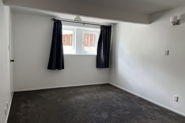 Photo of property in 65 Mornington Road, Balaclava, Dunedin, 9011