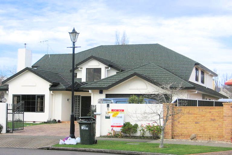 Photo of property in 10 Dougherty Place, Hokowhitu, Palmerston North, 4410