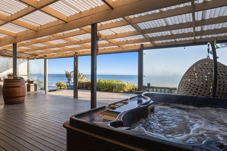 Photo of property in 159 Pukehina Parade, Pukehina, Te Puke, 3189