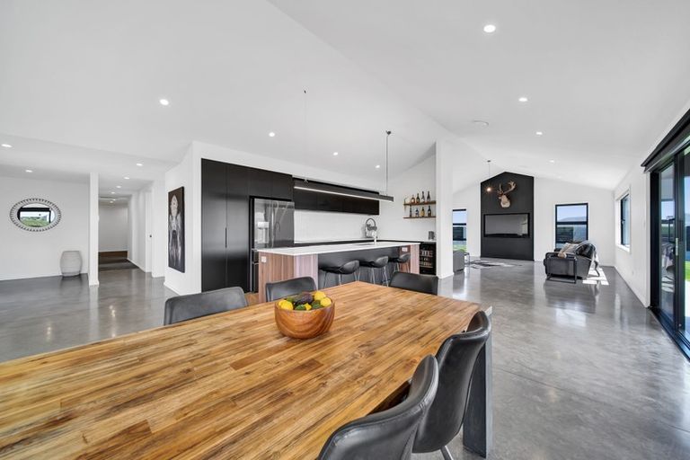 Photo of property in 22 Larlin Drive, Hawera, 4675