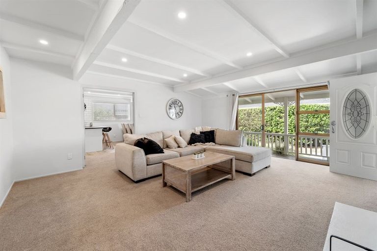 Photo of property in 9b Centreway Road, Orewa, 0931