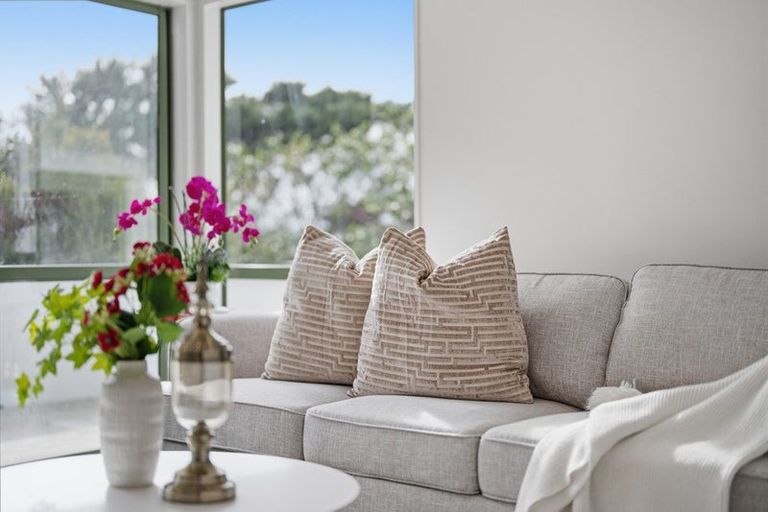 Photo of property in 116 Onetaunga Road, Chatswood, Auckland, 0626