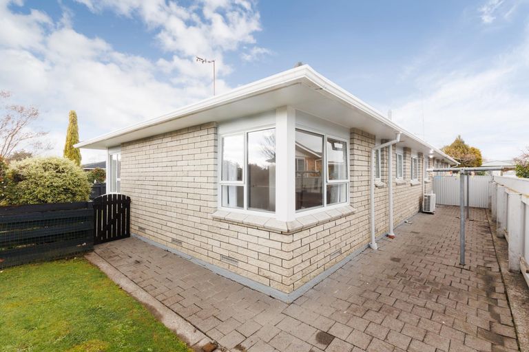Photo of property in 28 Frimley Street, Awapuni, Palmerston North, 4412
