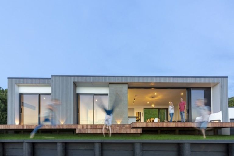 Photo of property in 11 Mana Heights, Marybank, Nelson, 7010