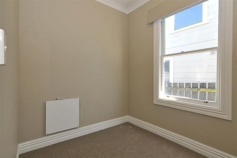 Photo of property in 61 Te Wharepouri Street, Berhampore, Wellington, 6023