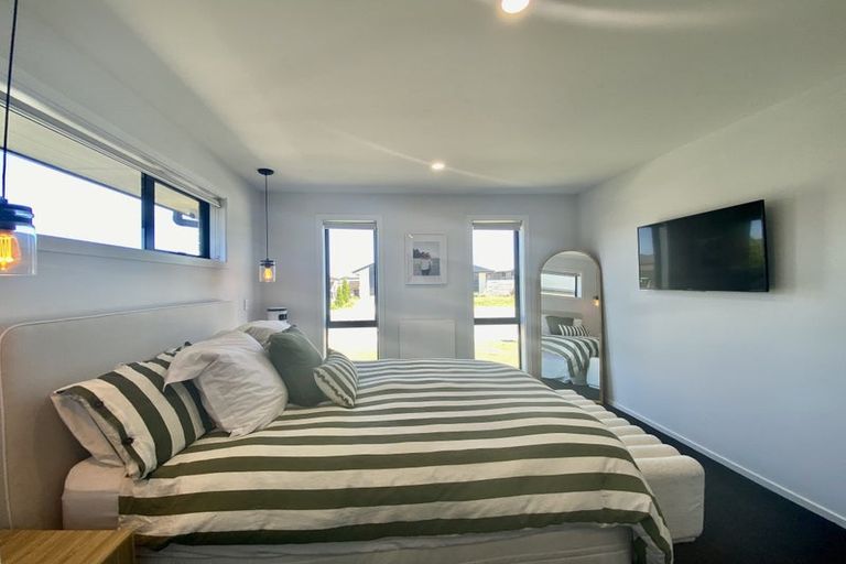 Photo of property in 21 Grimwood Street, Woodend, 7610