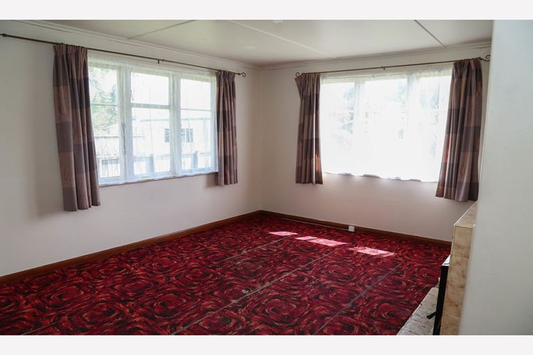 Photo of property in 13 King Street, Raetihi, 4632