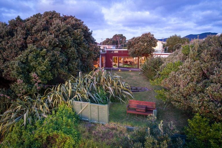 Photo of property in 201a Rosetta Road, Raumati South, Paraparaumu, 5032