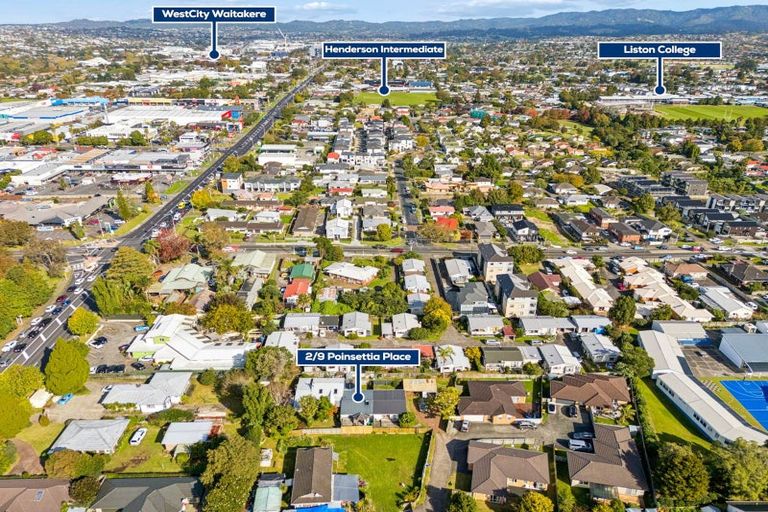 Photo of property in 2/9 Poinsettia Place, Henderson, Auckland, 0610