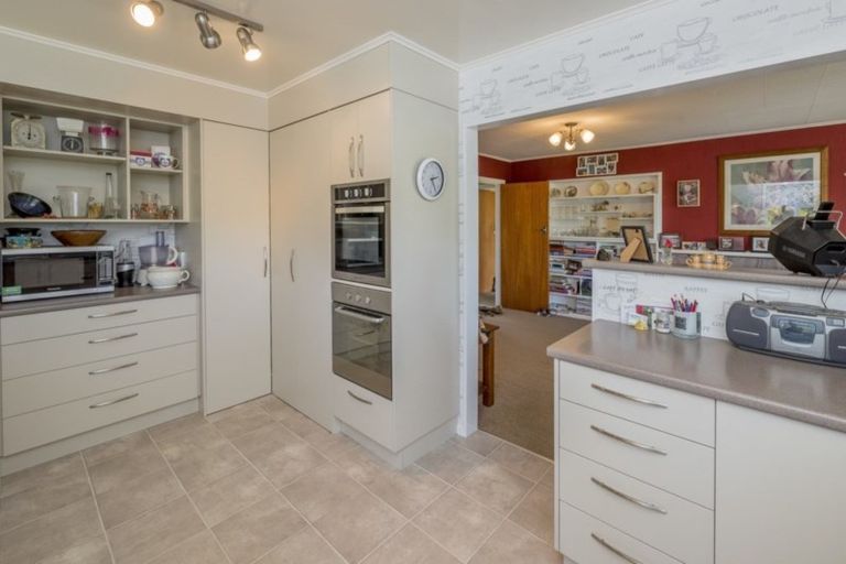 Photo of property in 191 Koputaroa Road, Koputaroa, Levin, 5575