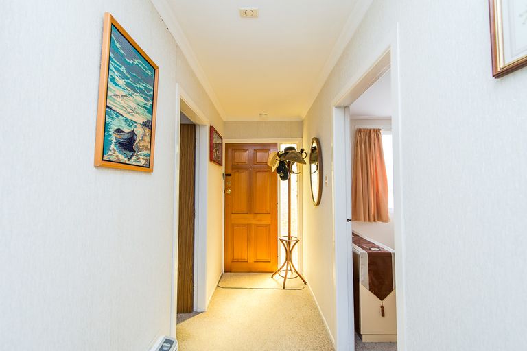 Photo of property in 5 Gibson Place, Dannevirke, 4930