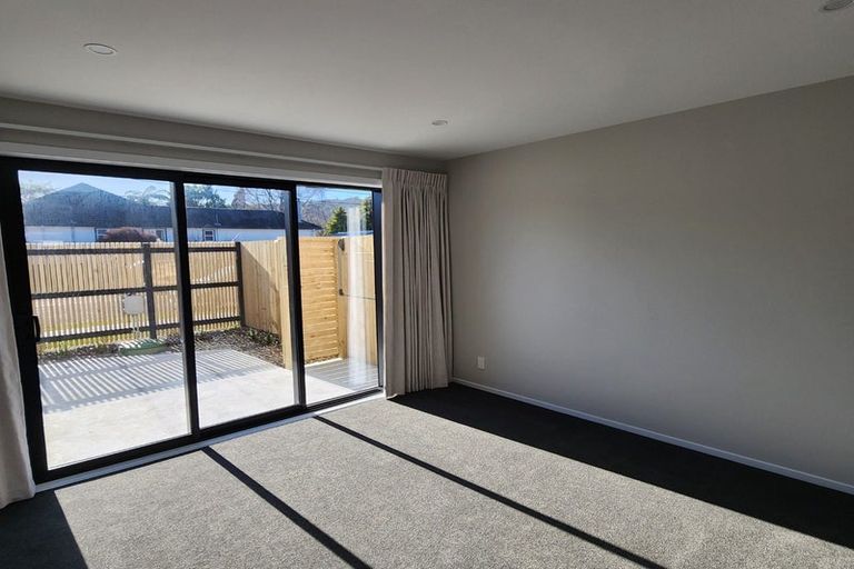 Photo of property in 17 Faulke Avenue, Wainuiomata, Lower Hutt, 5014