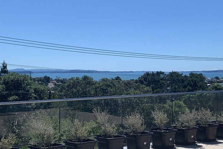 Photo of property in 10 Scott Road, Stanmore Bay, Whangaparaoa, 0932